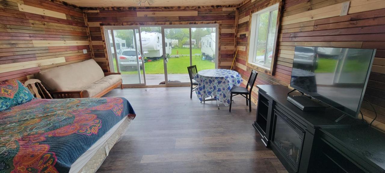 Carrying Place Stoneburg Cove Cottages מראה חיצוני תמונה